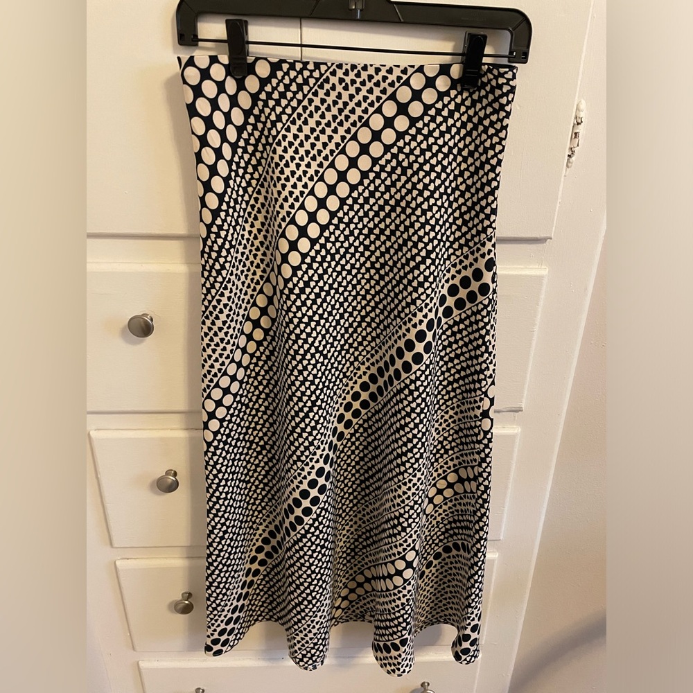 Light, long skirt with cute pattern
